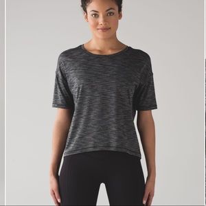 Lululemon Run It Out tee